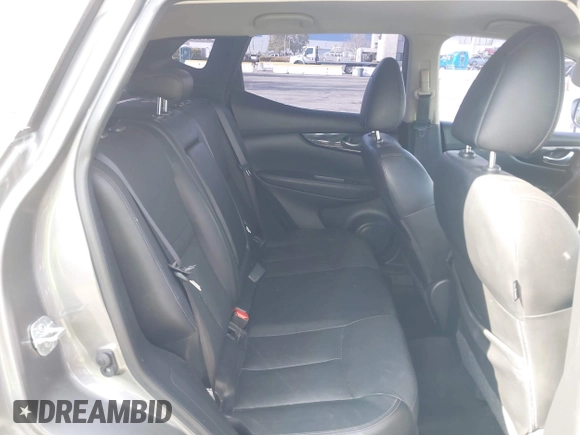 2017 Nissan Rogue S z VIN JN1BJ1CP1HW002968, wystawiony jako IAAI lot #41896777 z przebiegiem 128 583 mil mil oraz . Historia ofert i sprzedaży dostępna na DreamBid. Obrazek 8.