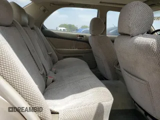 1998 Lexus LS 400 z VIN JT8BH28F1W0138417, wystawiony jako Copart lot #58729785 z przebiegiem 230 777 mil mil oraz Szkoda całkowita • Salvage title. Historia ofert i sprzedaży dostępna na DreamBid. Obrazek 10.