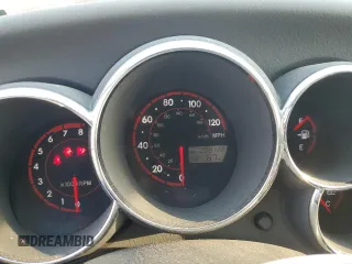 2005 Pontiac Vibe with VIN 5Y2SL63865Z421731, listed as a Copart auction lot 70724474 with 208,122 mi miles and Salvage Title. Bid and sale history available at carsss.com. Image 9.