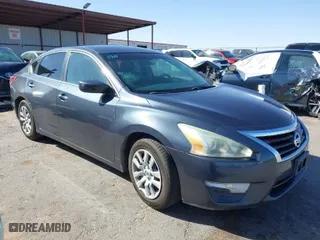 2013 Nissan Altima 2.5 SL with VIN 1N4AL3AP1DN498913, listed as a IAAI auction lot 41750376 with 143,779 mi miles. Bid and sale history available at carsss.com. Image 1.