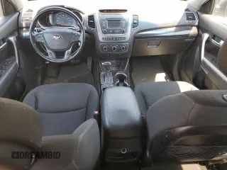 2014 Kia Sorento LX with VIN 5XYKTCA61EG438449, listed as a Copart auction lot 53690115 with 167,497 mi miles and Clean Title. Bid and sale history available at carsss.com. Image 8.