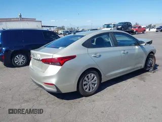 2019 Hyundai Accent SE z VIN 3KPC24A34KE045556, wystawiony jako IAAI lot #42207432 z przebiegiem 65 065 mil mil oraz . Historia ofert i sprzedaży dostępna na DreamBid. Obrazek 4.