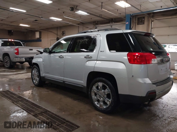 2010 GMC Terrain SLT-2 z VIN 2CTFLJEY5A6352333, wystawiony jako IAAI lot #41440492 z przebiegiem 58 607 mil mil oraz . Historia ofert i sprzedaży dostępna na DreamBid. Obrazek 3.