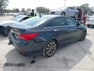 2014 Hyundai Sonata Limited with VIN 5NPEC4AB0EH935405, listed as a IAAI auction lot 41519802 with 159,707 mi miles and . Bid and sale history available at DreamBid. Image 4.