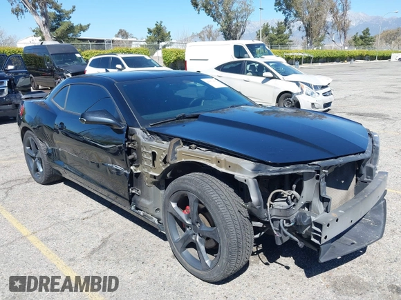 2013 Chevrolet Camaro LT z VIN 2G1FC1E30D9128690, wystawiony jako IAAI lot #41856470 z przebiegiem 139 573 mil mil oraz . Historia ofert i sprzedaży dostępna na DreamBid. Obrazek 1.