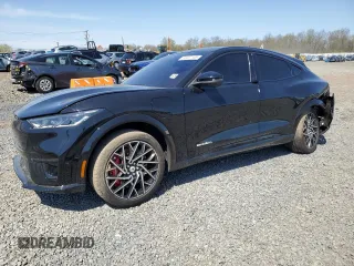 2023 Ford Mustang Mach-E GT z VIN 3FMTK4SXXPMA54255, wystawiony jako Copart lot #53497145 z przebiegiem 8924 mil mil oraz Szkody całkowita. Historia ofert i sprzedaży dostępna na DreamBid. Obrazek 1.
