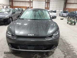 2022 Kia EV6 Wind with VIN KNDC3DLC3N5062116, listed as a IAAI auction lot 41975381 with 30,482 mi miles. Bid and sale history available at carsss.com. Image 12.