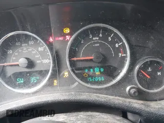 2014 Jeep Wrangler Unlimited Sport with VIN 1C4HJWDG1EL302087, listed as a IAAI auction lot 41420740 with 152,096 mi miles. Bid and sale history available at carsss.com. Image 7.