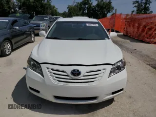 2007 Toyota Camry CE with VIN 4T1BE46K97U679677, listed as a Copart auction lot 55802055 with 305,885 mi miles and Clean Title. Bid and sale history available at DreamBid. Image 5.