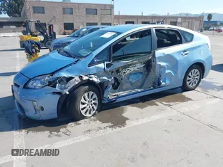 2014 Toyota Prius с VIN JTDKN3DPXE3059226, выставлен на аукционе IAAI как лот 41767037 с пробегом 95 320 миль миль и . История ставок и продаж доступна на DreamBid. Изображение 2.
