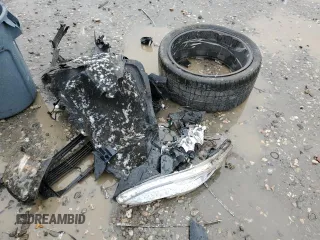 2021 Tesla Model S Long Range Plus z VIN 5YJSA1E2XMF427618, wystawiony jako Copart lot #41654955 z przebiegiem Nie podano mil oraz Szkoda całkowita • Salvage title. Historia ofert i sprzedaży dostępna na DreamBid. Obrazek 14.