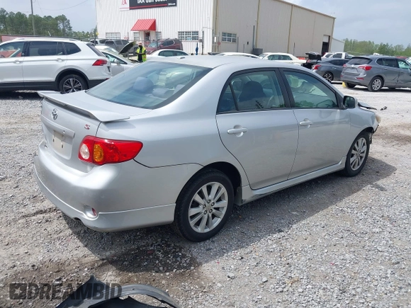 2009 Toyota Corolla with VIN 2T1BU40E19C132218, listed as a IAAI auction lot 41937374 with 137,137 mi miles. Bid and sale history available at carsss.com. Image 4.