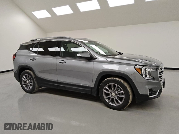 2024 GMC Terrain SLT z VIN 3GKALPEGXRL266785, wystawiony jako Copart lot #46712415 z przebiegiem 19 915 mil mil oraz Czysty tytuł • Clean title. Historia ofert i sprzedaży dostępna na DreamBid. Obrazek 4.