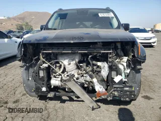 2017 Jeep Renegade Altitude with VIN ZACCJABB6HPG23093, listed as a Copart auction lot 61872965 with 51,408 mi miles and Salvage title. Bid and sale history available at DreamBid. Image 5.