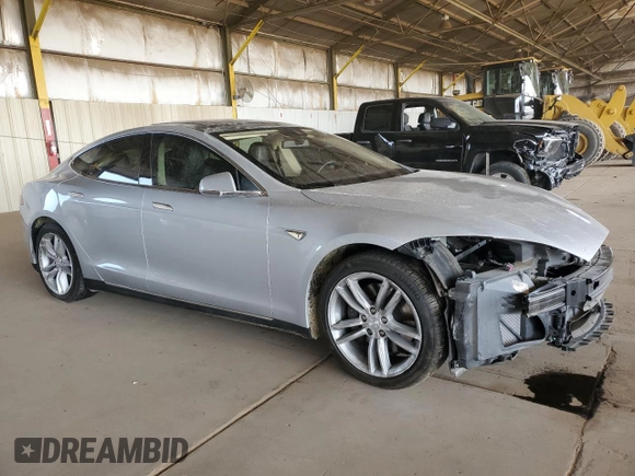 2016 Tesla Model S 90D with VIN 5YJSA1E29GF120543, listed as a Copart auction lot 56574425 with 56,412 mi miles and Salvage title. Bid and sale history available at DreamBid. Image 4.