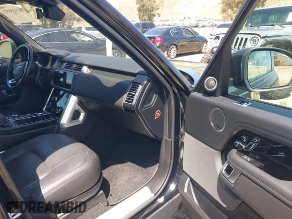 2019 Land Rover Range Rover with VIN SALGS2RE3KA525210, listed as a IAAI auction lot 42525553 with 68,205 mi miles and . Bid and sale history available at DreamBid. Image 5.