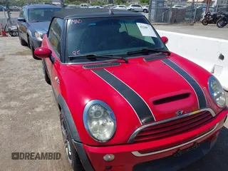2006 MINI Convertible S with VIN WMWRH335X6TF86044, listed as a IAAI auction lot 42208260 with 165,576 mi miles and . Bid and sale history available at DreamBid. Image 6.