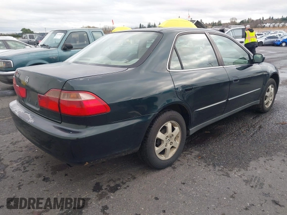 2000 Honda Accord SE с VIN 1HGCG5675YA068067, выставлен на аукционе IAAI как лот 41133127 с пробегом 284 335 миль миль и . История ставок и продаж доступна на DreamBid. Изображение 4.