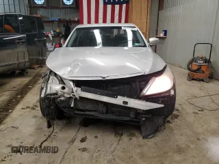 2009 Hyundai Genesis with VIN KMHGC46E99U043642, listed as a Copart auction lot 43167365 with 114,860 mi miles and Salvage Title. Bid and sale history available at DreamBid. Image 5.
