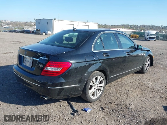 2012 Mercedes-Benz C 300 Sport with VIN WDDGF8BB8CA652122, listed as a IAAI auction lot 42054173 with 138,534 mi miles and . Bid and sale history available at DreamBid. Image 4.