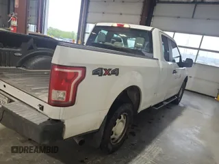 2015 Ford F-150 XLT z VIN 1FTFX1EF7FKD06649, wystawiony jako IAAI lot #42615380 z przebiegiem 177 590 mil mil oraz . Historia ofert i sprzedaży dostępna na DreamBid. Obrazek 32.