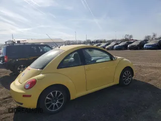 2010 Volkswagen Beetle with VIN 3VWPW3AGXAM018270, listed as a Copart auction lot 48706185 with 157,896 mi miles and Clean title. Bid and sale history available at DreamBid. Image 3.