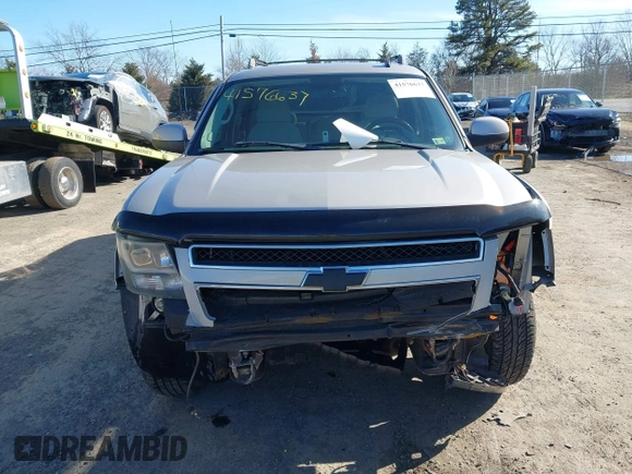 2007 Chevrolet Avalanche 3LT z VIN 3GNFK12397G125450, wystawiony jako IAAI lot #41576637 z przebiegiem 170 924 mil mil oraz . Historia ofert i sprzedaży dostępna na DreamBid. Obrazek 13.