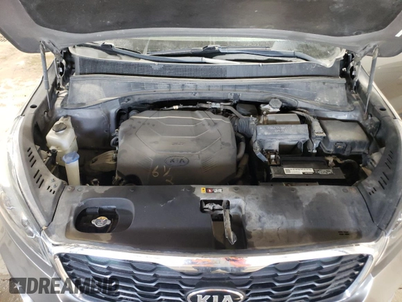 2019 Kia Sorento LX with VIN 5XYPGDA52KG442741, listed as a Copart auction lot 52457625 with 184,067 mi miles and Clean Title. Bid and sale history available at DreamBid. Image 12.