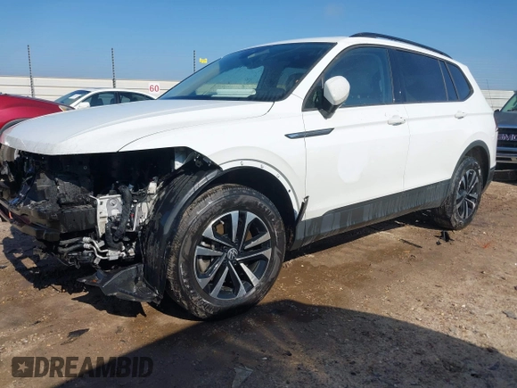 2023 Volkswagen Tiguan S z VIN 3VVRB7AX7PM076426, wystawiony jako IAAI lot #41453269 z przebiegiem 63 478 mil mil oraz . Historia ofert i sprzedaży dostępna na DreamBid. Obrazek 18.