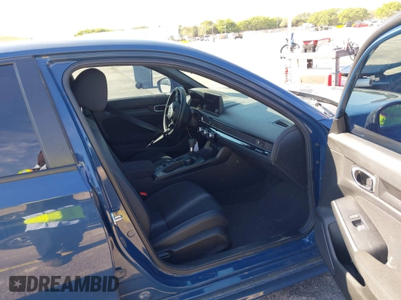 2025 Honda Civic Sport z VIN 2HGFE2F59SH530459, wystawiony jako IAAI lot #41698287 z przebiegiem 19 987 mil mil oraz . Historia ofert i sprzedaży dostępna na DreamBid. Obrazek 5.