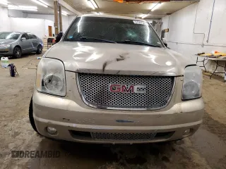 2007 GMC Yukon Denali z VIN 1GKFK638X7J301747, wystawiony jako Copart lot #57597345 z przebiegiem 186 365 mil mil oraz Szkoda całkowita • Salvage title. Historia ofert i sprzedaży dostępna na DreamBid. Obrazek 5.