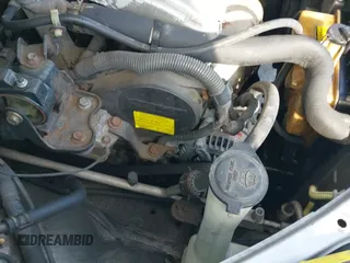 2004 Toyota Sienna XLE z VIN 5TDZA22C44S119793, wystawiony jako IAAI lot #43595212 z przebiegiem 213 234 mil mil oraz . Historia ofert i sprzedaży dostępna na DreamBid. Obrazek 13.