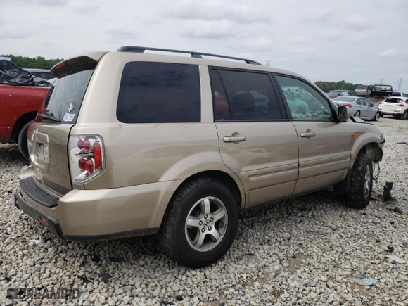 2006 Honda Pilot EX-L with VIN 5FNYF28526B018023, listed as a Copart auction lot 44353355 with 146,126 mi miles and Salvage Title. Bid and sale history available at carsss.com. Image 3.
