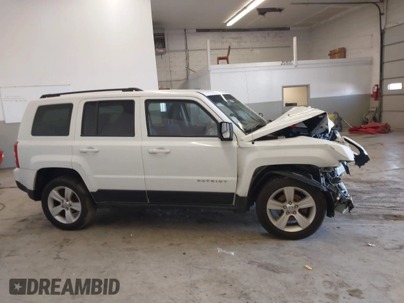 2015 Jeep Patriot High Altitude with VIN 1C4NJRFB6FD333031, listed as a IAAI auction lot 41820997 with 134,847 mi miles and . Bid and sale history available at carsss.com. Image 14.