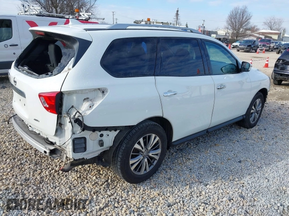 2019 Nissan Pathfinder SV with VIN 5N1DR2MM8KC622441, listed as a IAAI auction lot 41865931 with 80,013 mi miles. Bid and sale history available at carsss.com. Image 4.
