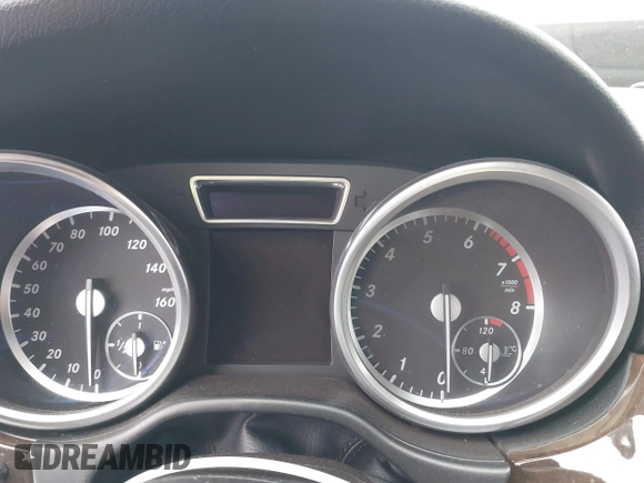 2015 Mercedes-Benz M 350 with VIN 4JGDA5JB6FA499526, listed as a IAAI auction lot 42360236 with Not provided miles and . Bid and sale history available at DreamBid. Image 7.