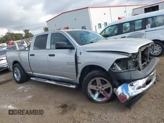 2013 Ram 1500 Tradesman z VIN 1C6RR6ST6DS661539, wystawiony jako IAAI lot #40647251 z przebiegiem 152 279 mil mil oraz . Historia ofert i sprzedaży dostępna na DreamBid. Obrazek 14.
