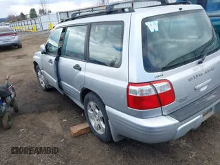 2002 Subaru Forester S w/Premium Pkg with VIN JF1SF656X2H723632, listed as a IAAI auction lot 41805289 with 258,754 mi miles. Bid and sale history available at carsss.com. Image 3.