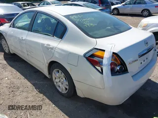 2012 Nissan Altima S z VIN 1N4AL2AP1CN462194, wystawiony jako IAAI lot #42305003 z przebiegiem Nie podano mil oraz . Historia ofert i sprzedaży dostępna na DreamBid. Obrazek 3.