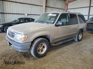 1998 Ford Explorer XL z VIN 1FMZU32E7WZB28628, wystawiony jako Copart lot #82200834 z przebiegiem 195 760 mil mil oraz Czysty tytuł • Clean title. Historia ofert i sprzedaży dostępna na DreamBid. Obrazek 1.