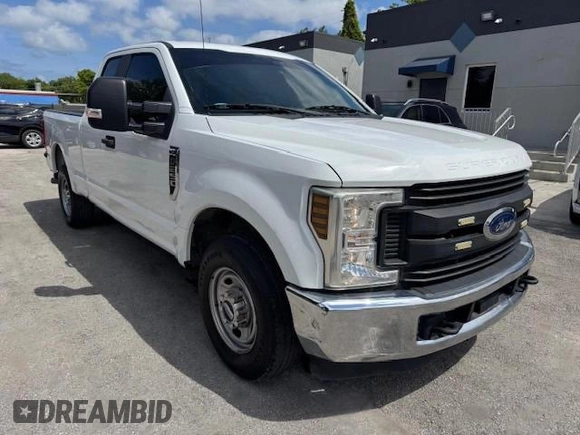 2019 Ford F-250 XL с VIN 1FT7X2A60KEC91808, выставлен на аукционе Copart как лот 62036905 с пробегом 101 633 миль миль и На запчасти • Non repairable. История ставок и продаж доступна на DreamBid. Изображение 4.