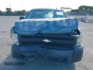 2007 Chevrolet Silverado 1500 LT w/1LT with VIN 2GCEC19C971636527, listed as a IAAI auction lot 41905194 with 164,468 mi miles. Bid and sale history available at carsss.com. Image 13.