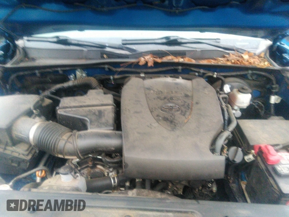 2018 Toyota Tacoma SR5 with VIN 3TMAZ5CN3JM066409, listed as a IAAI auction lot 41204775 with 75,000 mi miles and . Bid and sale history available at DreamBid. Image 10.