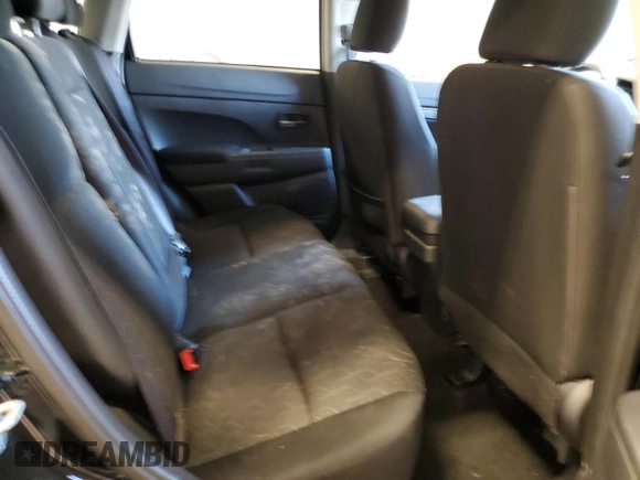 2021 Mitsubishi Outlander ES z VIN JA4APUAU4MU014582, wystawiony jako Copart lot #55962445 z przebiegiem 65 357 mil mil oraz Czysty tytuł • Clean title. Historia ofert i sprzedaży dostępna na DreamBid. Obrazek 11.