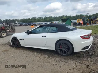 2015 Maserati GranTurismo Convertible Sport with VIN ZAM45VMA7F0129599, listed as a Copart auction lot 62089003 with 17,113 mi miles. Bid and sale history available at carsss.com. Image 2.