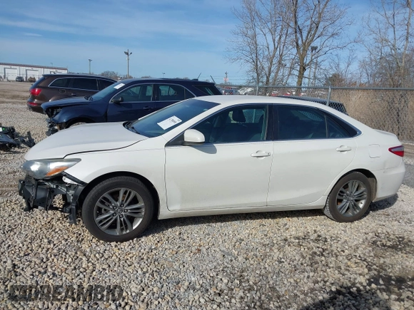 2015 Toyota Camry XLE with VIN 4T1BF1FK6FU475672, listed as a IAAI auction lot 41780890 with 238,915 mi miles. Bid and sale history available at carsss.com. Image 14.