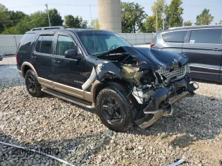 2002 Ford Explorer Eddie Bauer with VIN 1FMDU74W82ZC83948, listed as a Copart auction lot 71237084 with 233,525 mi miles and Clean title. Bid and sale history available at DreamBid. Image 4.