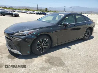 2021 Toyota Mirai XLE with VIN JTDAAAAA1MA002113, listed as a Copart auction lot 60094585 with 31,618 mi miles and Salvage title. Bid and sale history available at DreamBid. Image 1.