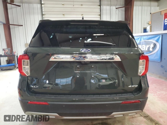 2024 Ford Explorer XLT with VIN 1FMSK8DH9RGA85695, listed as a Copart auction lot 50570395 with 9,557 mi miles and Salvage Title. Bid and sale history available at carsss.com. Image 6.