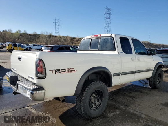 2000 Toyota Tundra SR5 with VIN 5TBBT4415YS050193, listed as a Copart auction lot 53702725 with 136,081 mi miles and Salvage Title. Bid and sale history available at DreamBid. Image 3.
